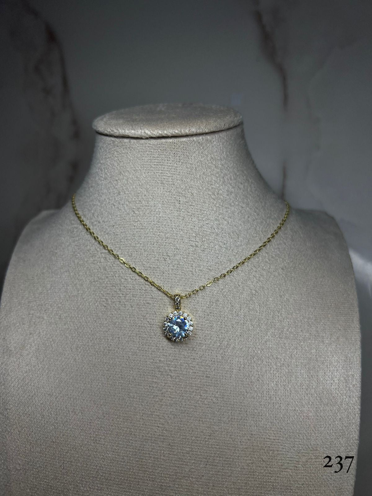Collar