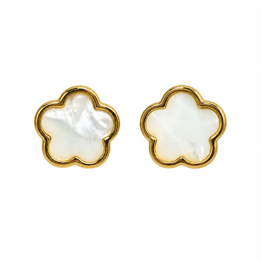 Aretes flor blanco