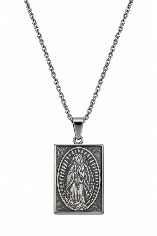 Collar relicario virgen