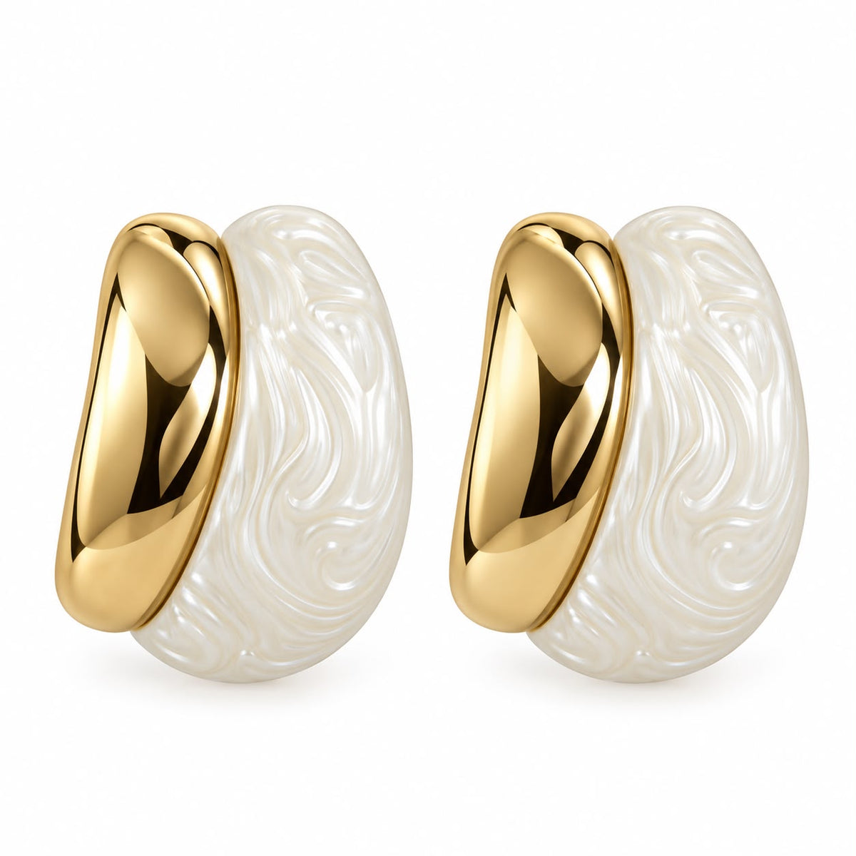 Aretes perla con doraso