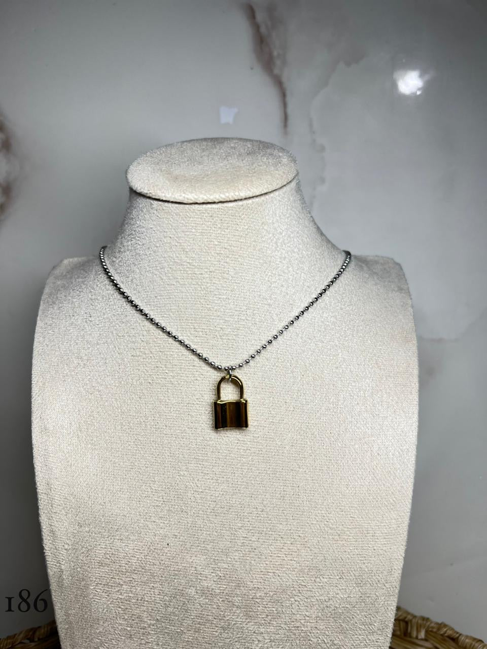 Collar candado
